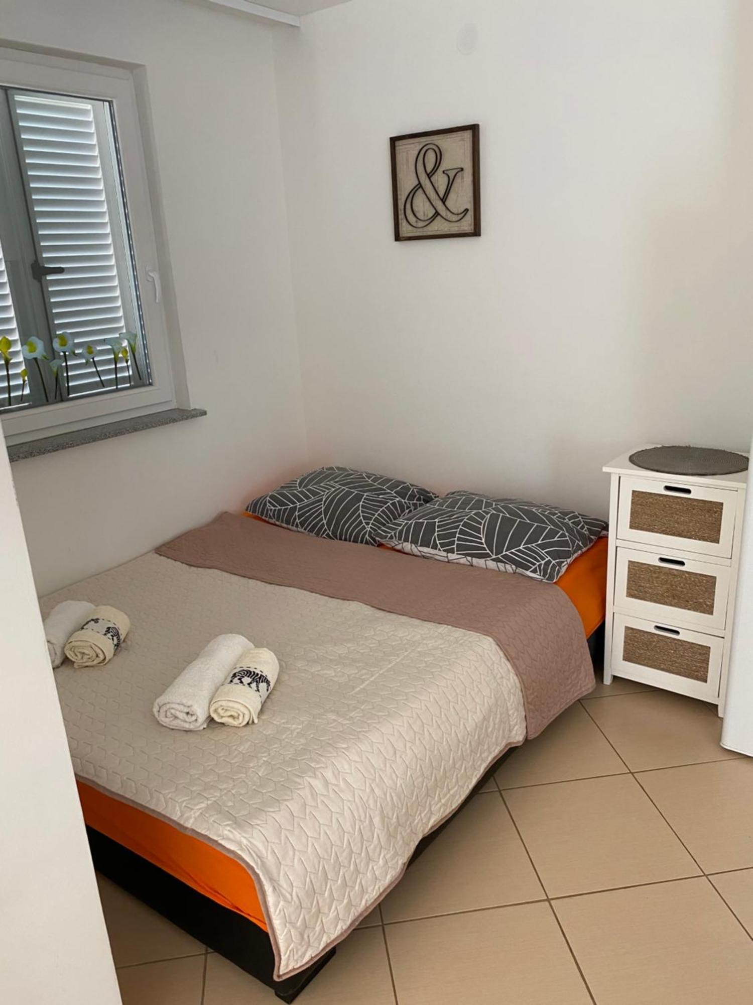 Apartman Igor Cizici Exterior photo